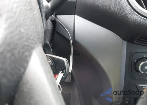 2018 Ford Escape S z USA, uszkodzony, nr VIN 1FMCU0F78JUA22131